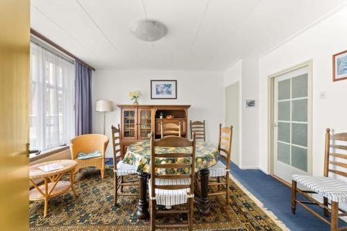 Hello Zeeland Vakantiehuis Weststraat 13A in Domburg, Netherlands