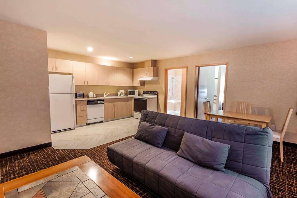 Quality Inn Near Seattle Premium Outlets - photo 22