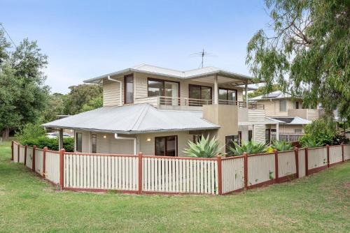 Bayti Retreat — Queenscliff