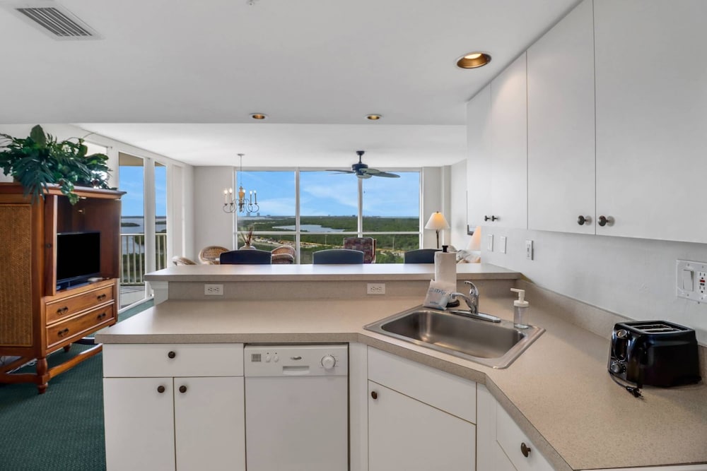 Lovers Key Resort 1201 - photo 15
