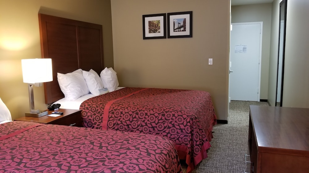 Days Inn by Wyndham Brooklyn Marine Park - photo 5