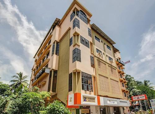 Hotel Z Square