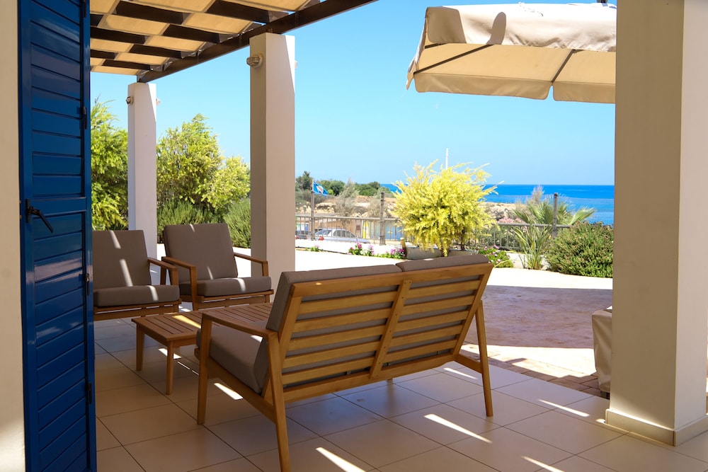 Phaedrus Living Villa Anafi