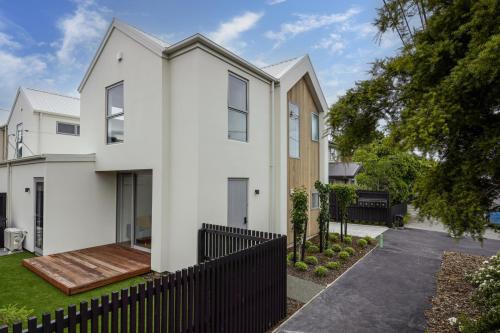 Addington Delight Christchurch Holiday Home — 4-Star Luxury Hotel in Christchurch, New Zealand