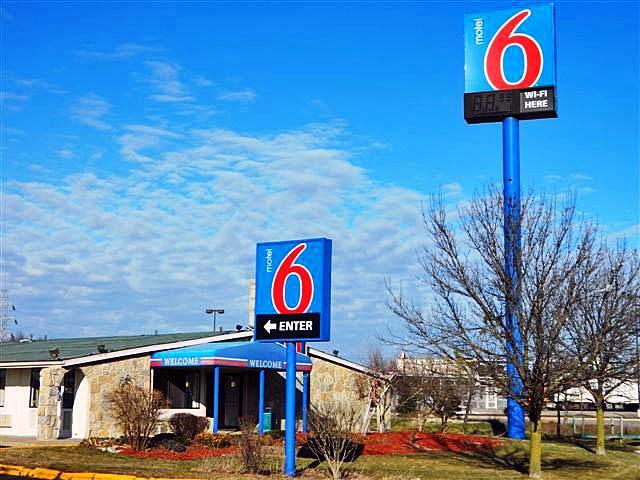 Travelodge by Wyndham Benton Harbor MI - photo 7