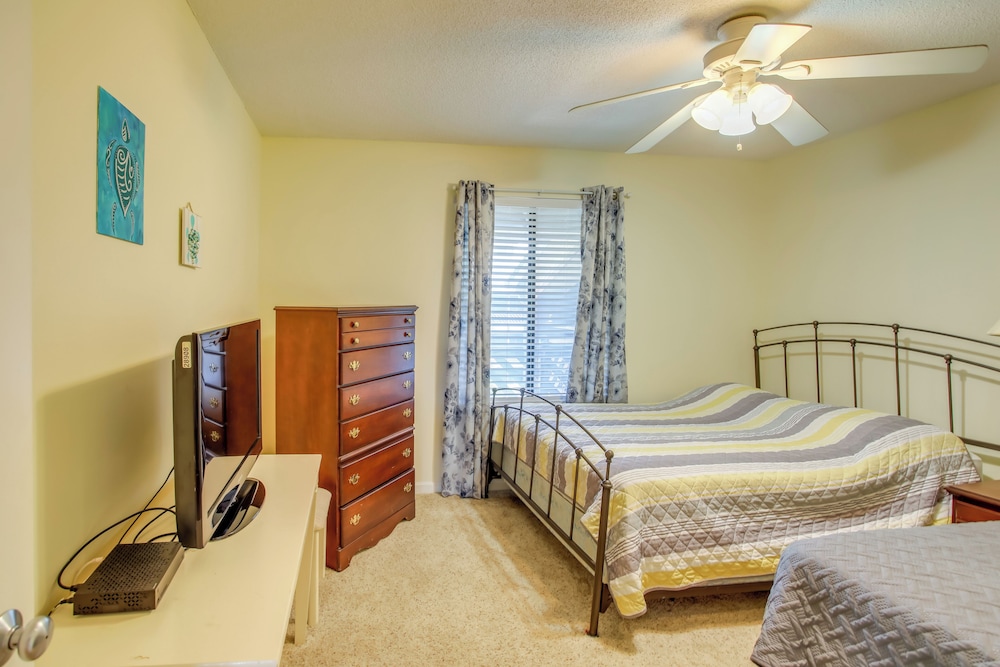 3 Blocks To Ocean Resort Condo in Myrtle Beach - photo 16