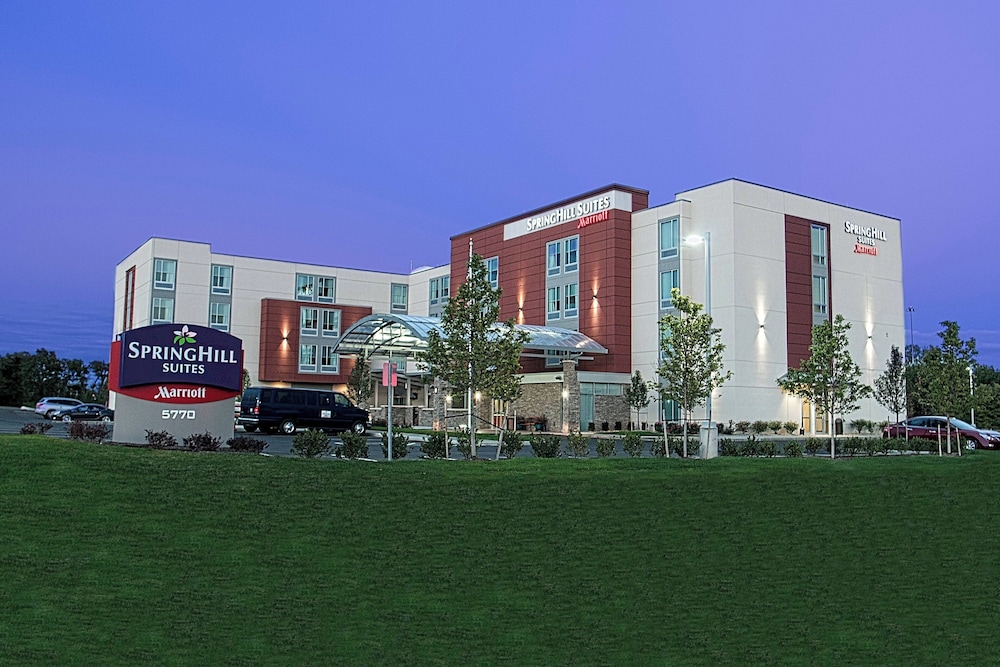Springhill Suites Canton - carbon neutral hotel in Canton