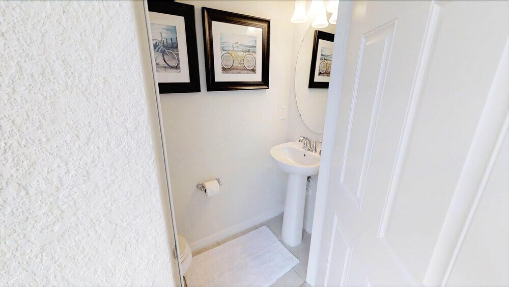 Windsor at Westside Resort 4 Bedroom Vacation Home with Pool - photo 13