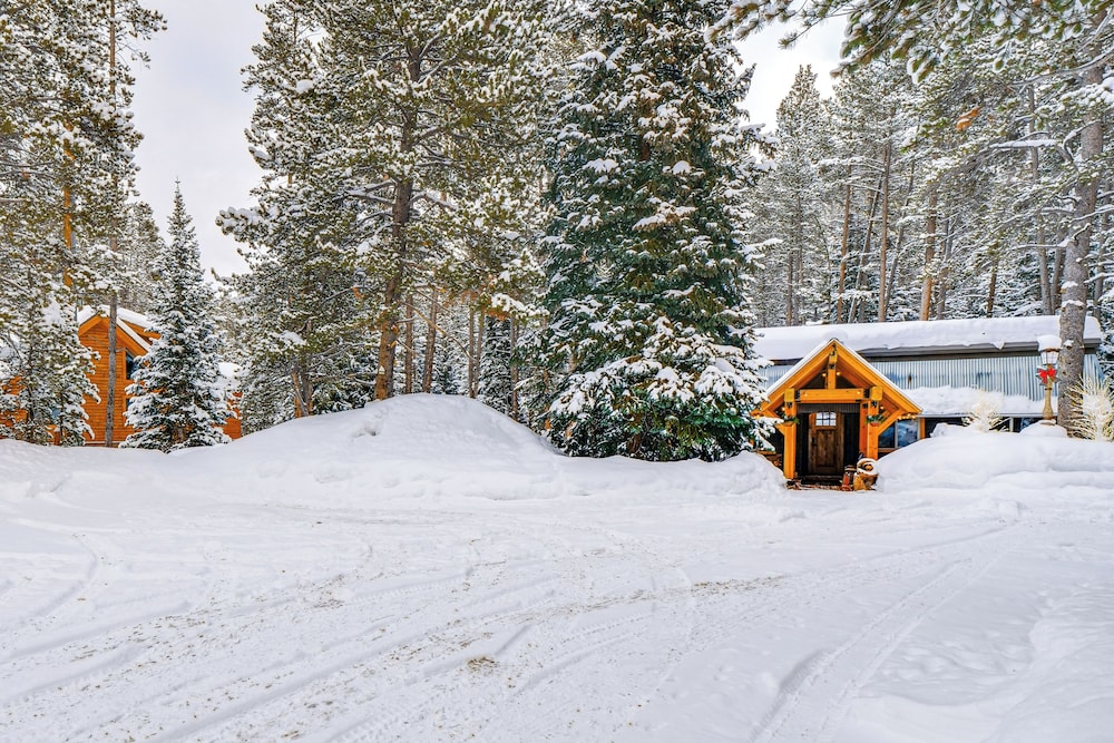 5 Mi to Breckenridge Ski Resort: Cozy Wood Cabin - photo 27