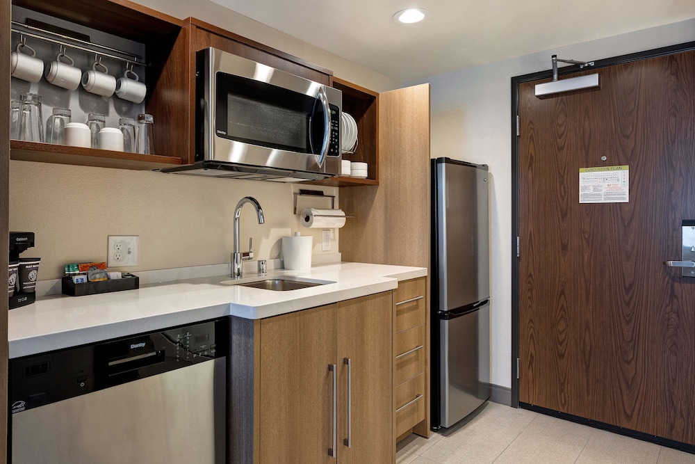 Home2 Suites by Hilton Barstow - photo 17