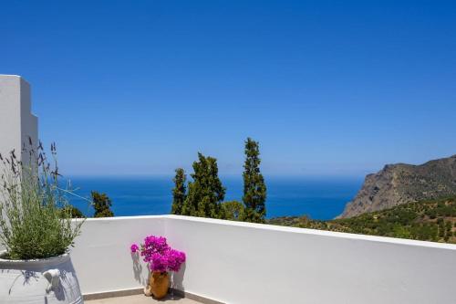Manolis House — 4-Star Luxury Hotel in Sitia, Greece