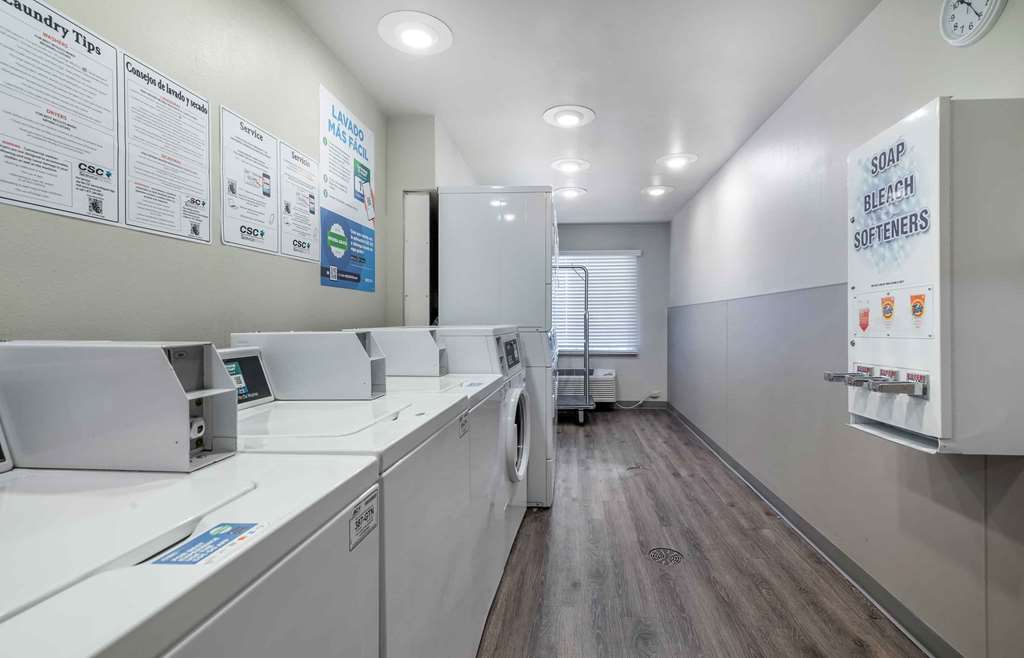 WoodSpring Suites Austin Northwest - photo 39