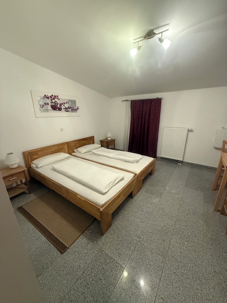 Attika Hotel - carbon neutral hotel in Halstenbek