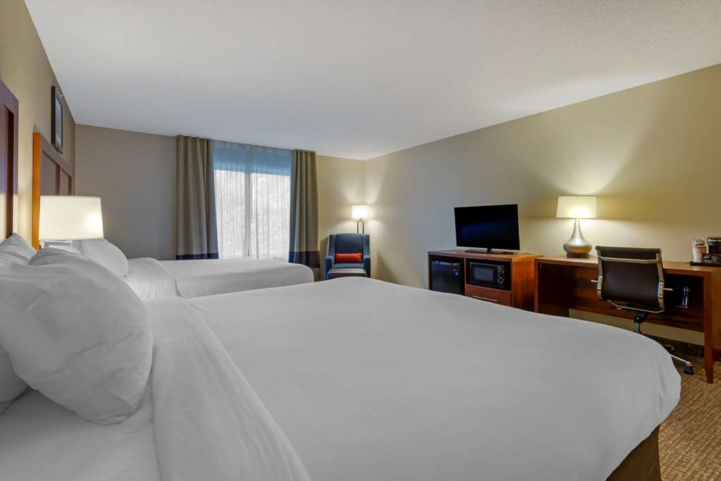 Comfort Inn & Suites Cambridge - photo 14