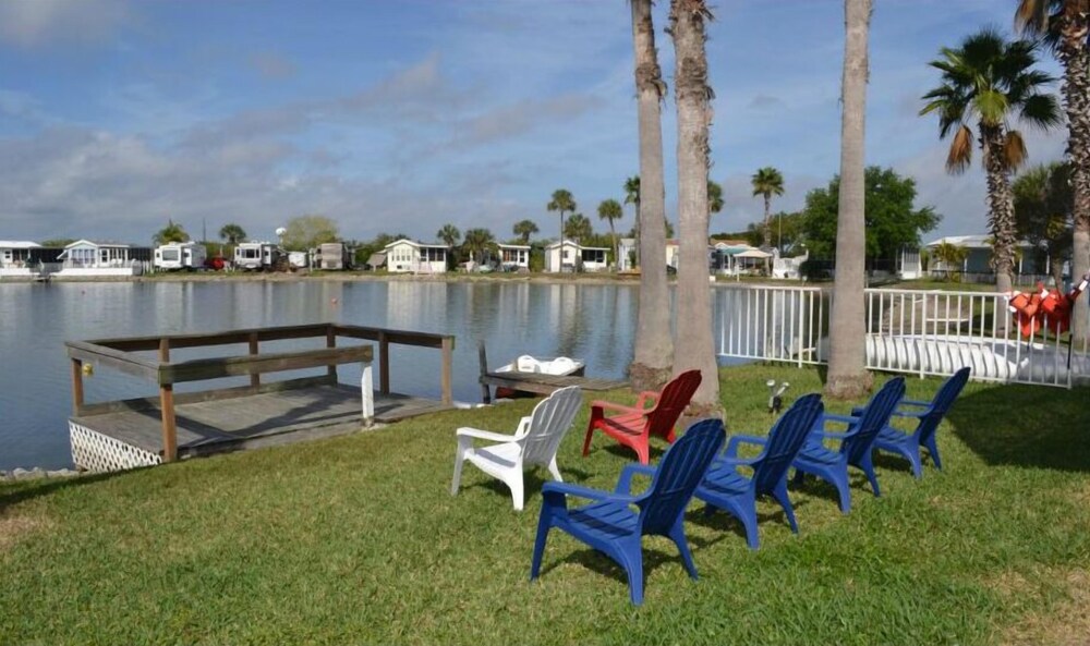Winter Quarters Encore Manatee RV Resort - photo 22