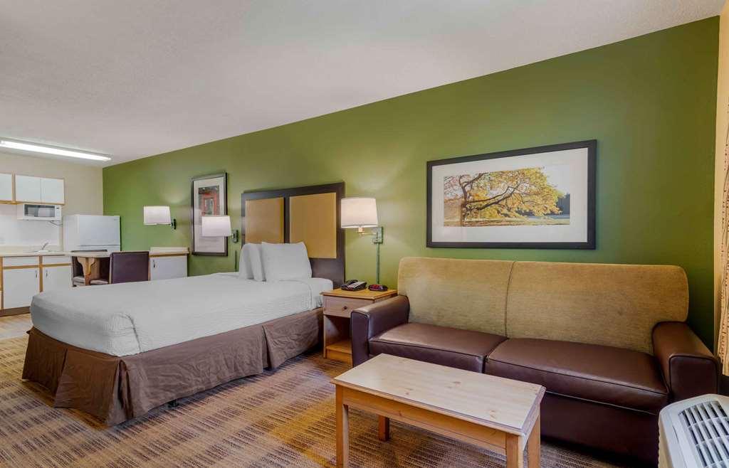 Extended Stay America Select Suites Atlanta Cumberland Mall - photo 42