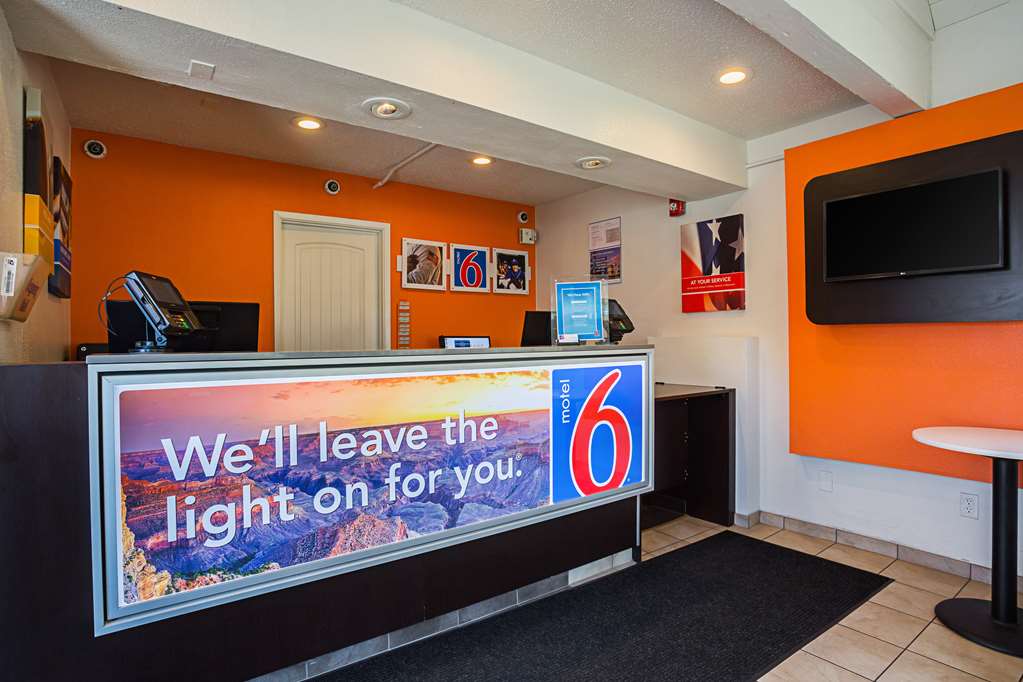 Motel 6 Yuma AZ East - photo 21