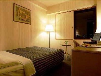 Holiday Inn Express Shin Kobe in Kobe, Japan