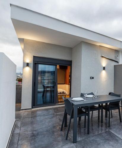 Cinnamon — 4-Star Luxury Hotel in Volos, Greece