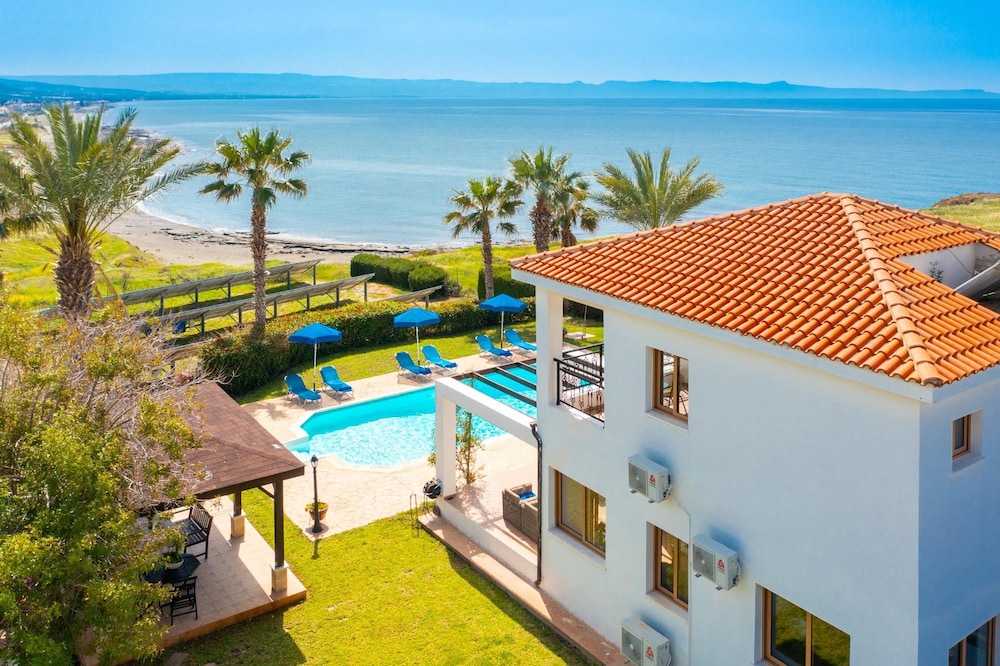 Villa Pelagos Large Private Pool Walk to Beach Sea Views A C Wifi 2429