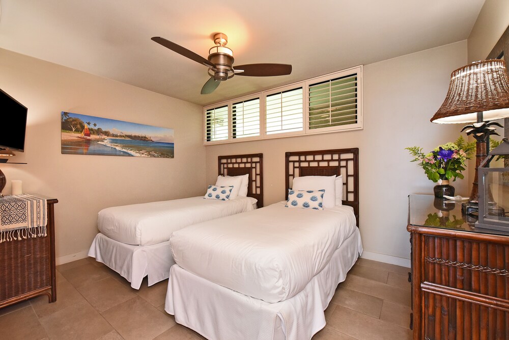 Papakea L303 PK L303 Kaanapali BeachFront 2BD w Ocean View Poo - photo 14