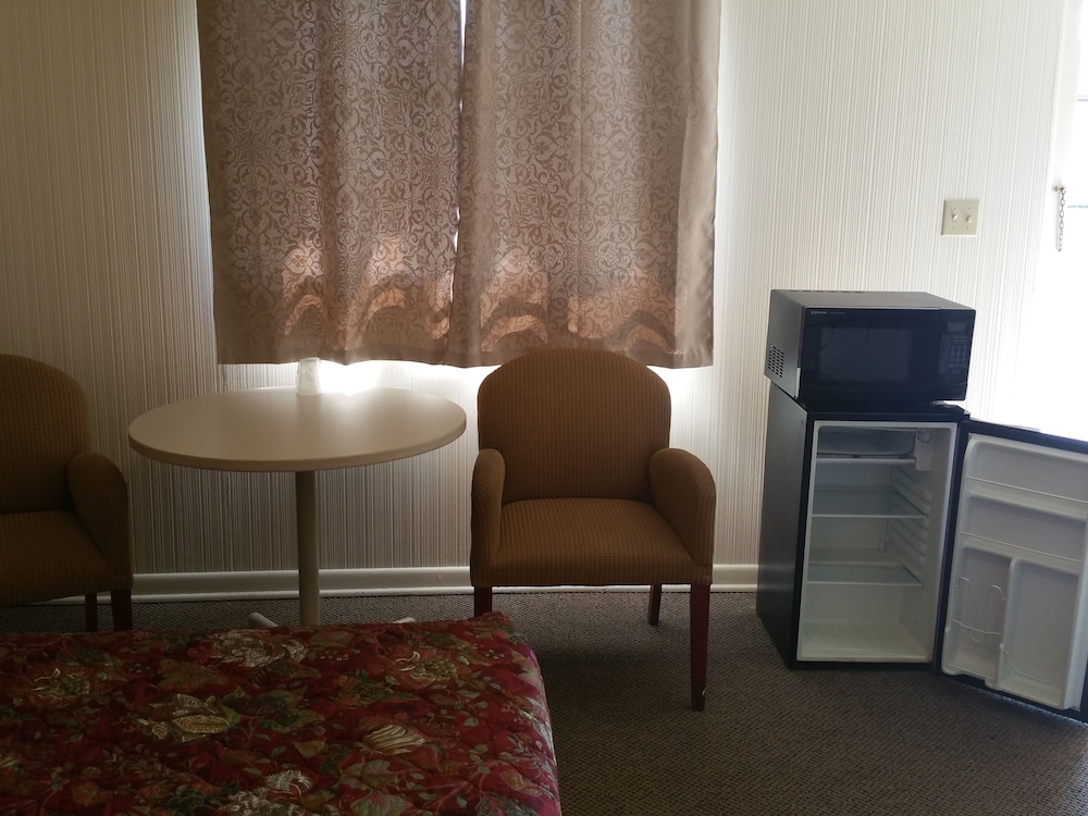 Bakers Motel Norwich - photo 24