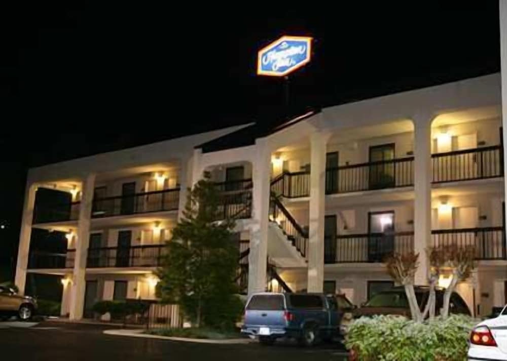 Hampton Inn Dalton - photo 29