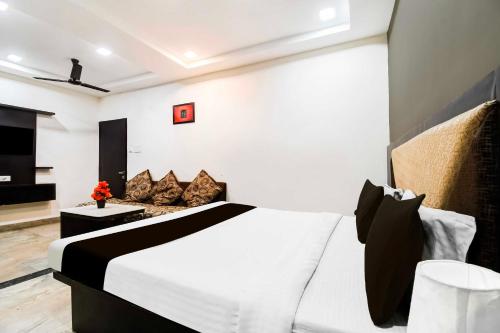 Collection O Raipur Junction in Raipur, India