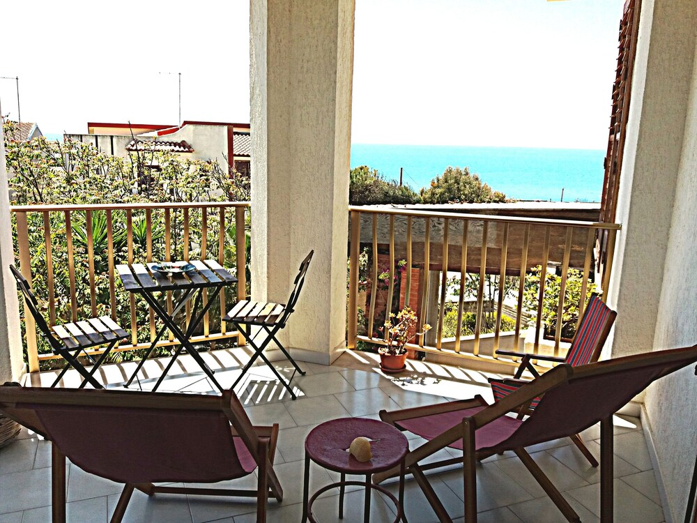 La Villa di Eracle — 4-Star Luxury Hotel in Licata, Italy