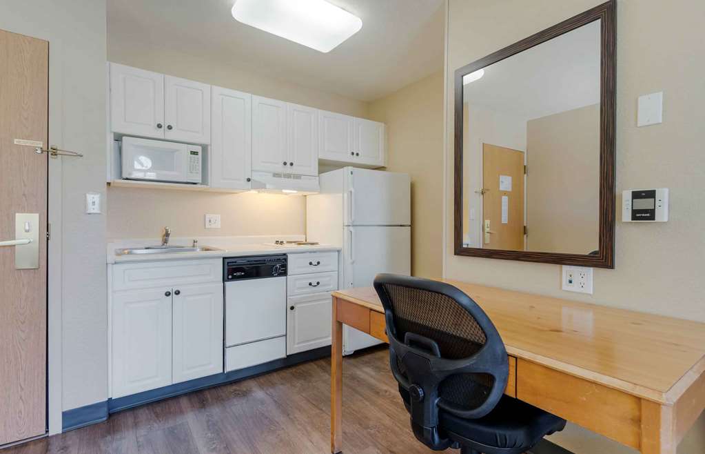 Extended Stay America Select Suites Atlanta Buckhead - photo 8