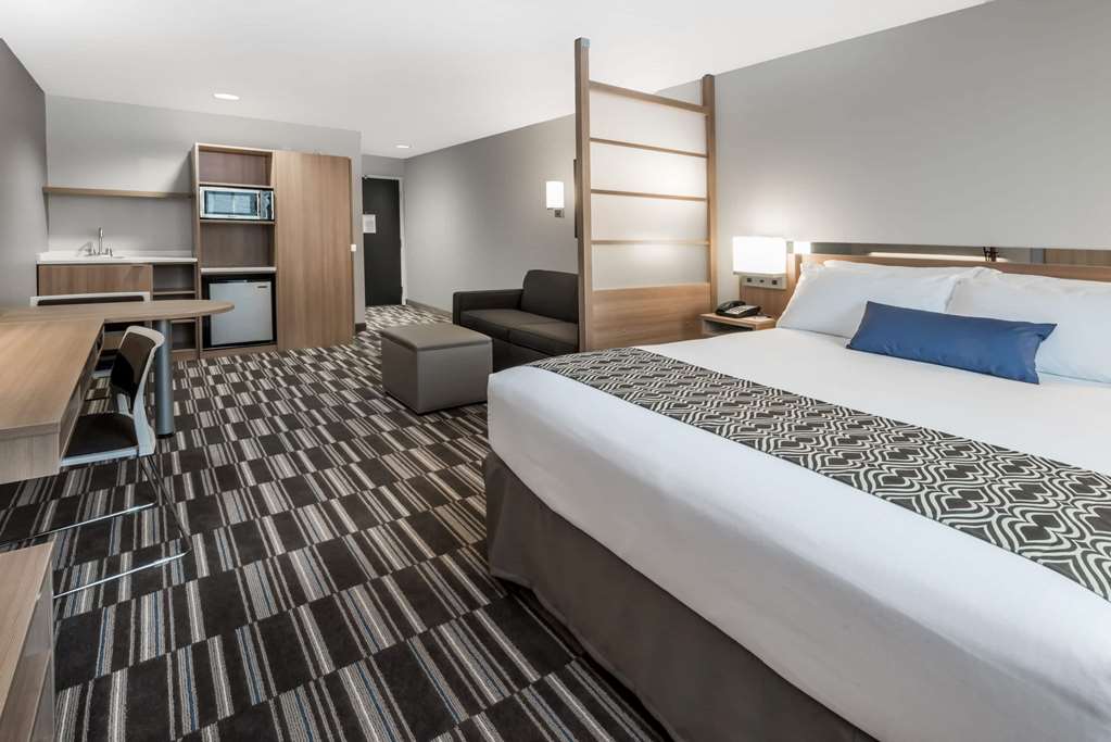 Microtel by Wyndham Penn Yan Finger Lakes Region - photo 8