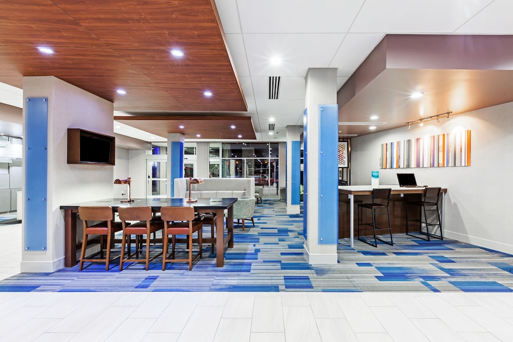 Holiday Inn Express & Suites Tulsa West Sand Springs by IHG - photo 35