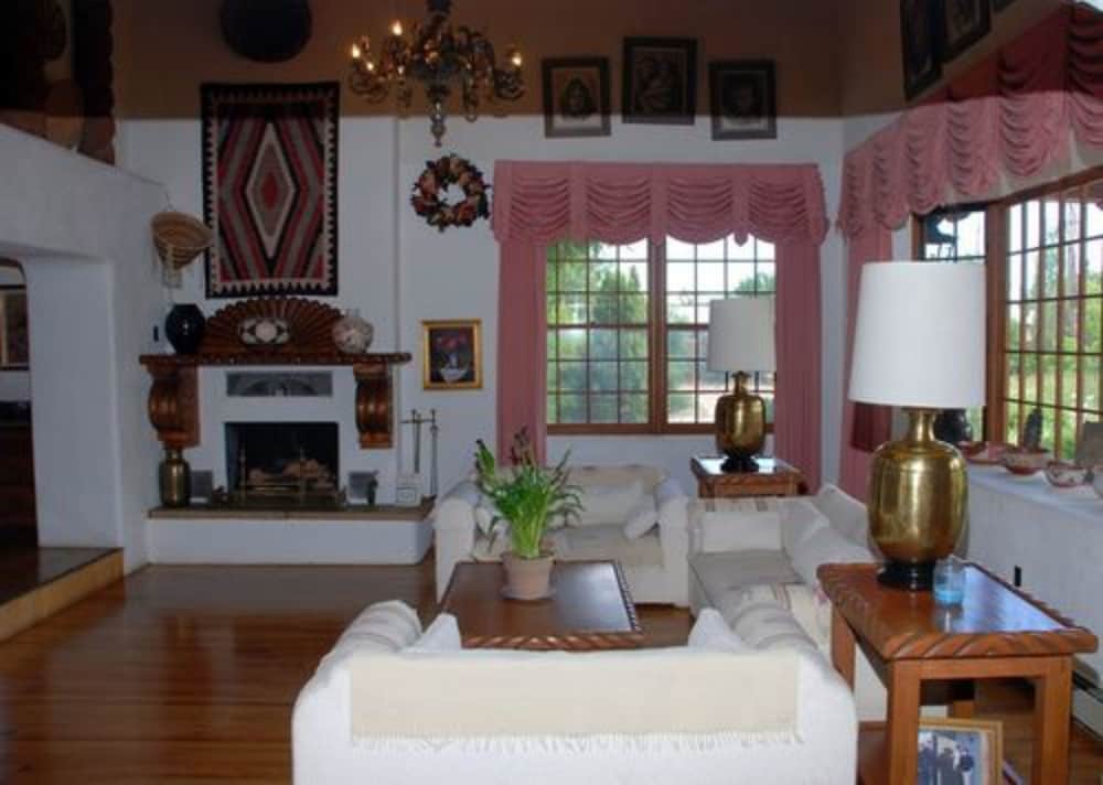 The Inn At The Delta - photo 18