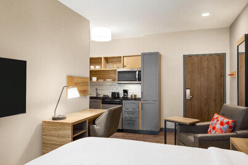 Candlewood Suites Orange By IHG - photo 29