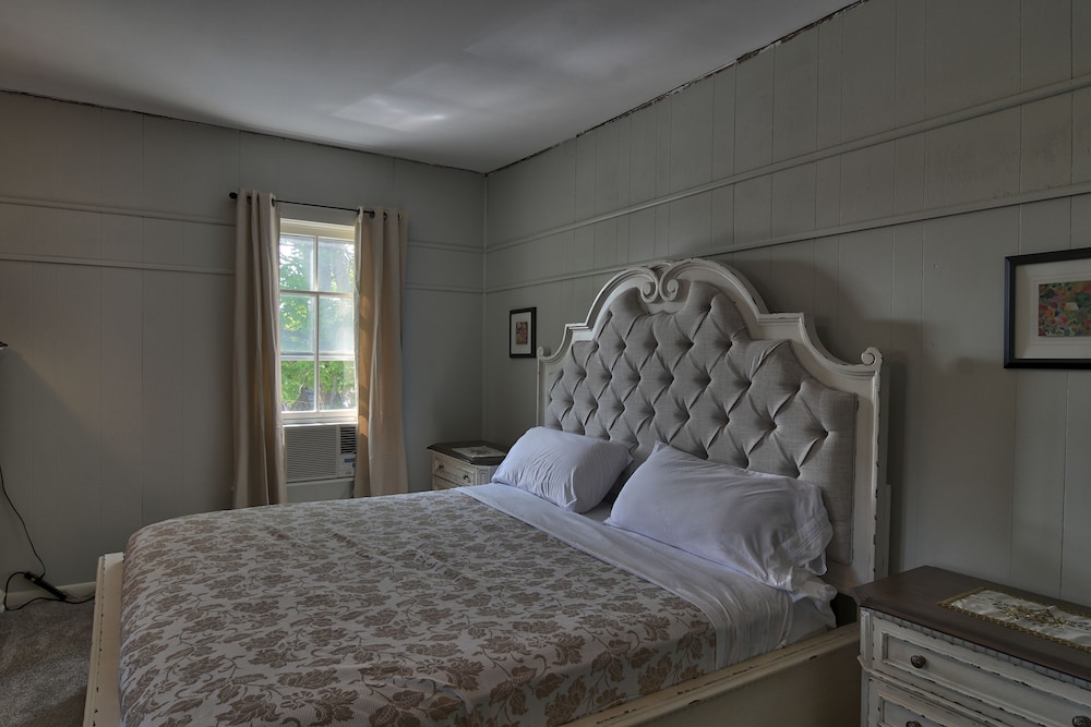Charlevoix House - photo 4