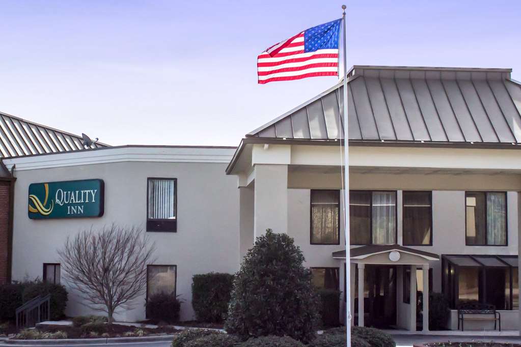 Quality Inn & Suites Wilson I 95 — hotel in Wilson
