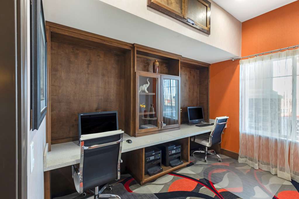 Best Western Plus Fort Stockton Hotel - photo 36