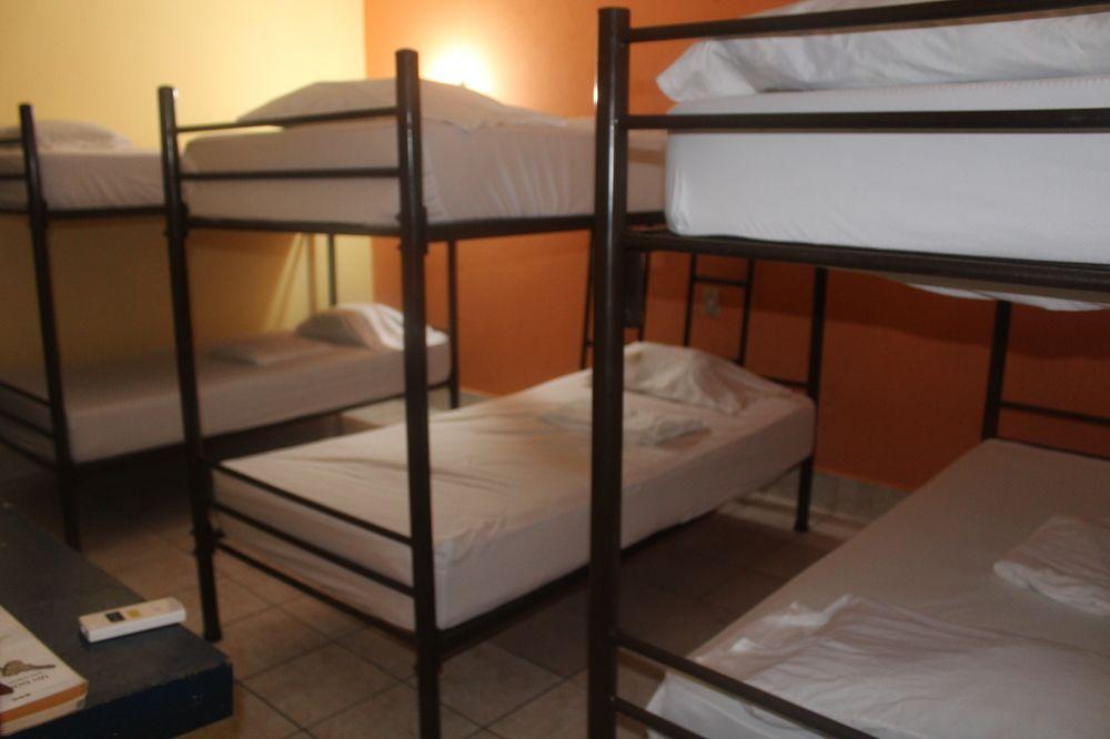 Hotel Green Monkey Hostel - last minute hotel in Flores