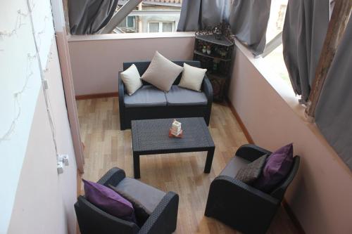 Cozy Apartment In Real Heart Of Old Tbilisi