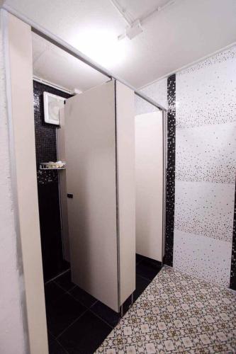 3Plus1 Hostel Adults Only