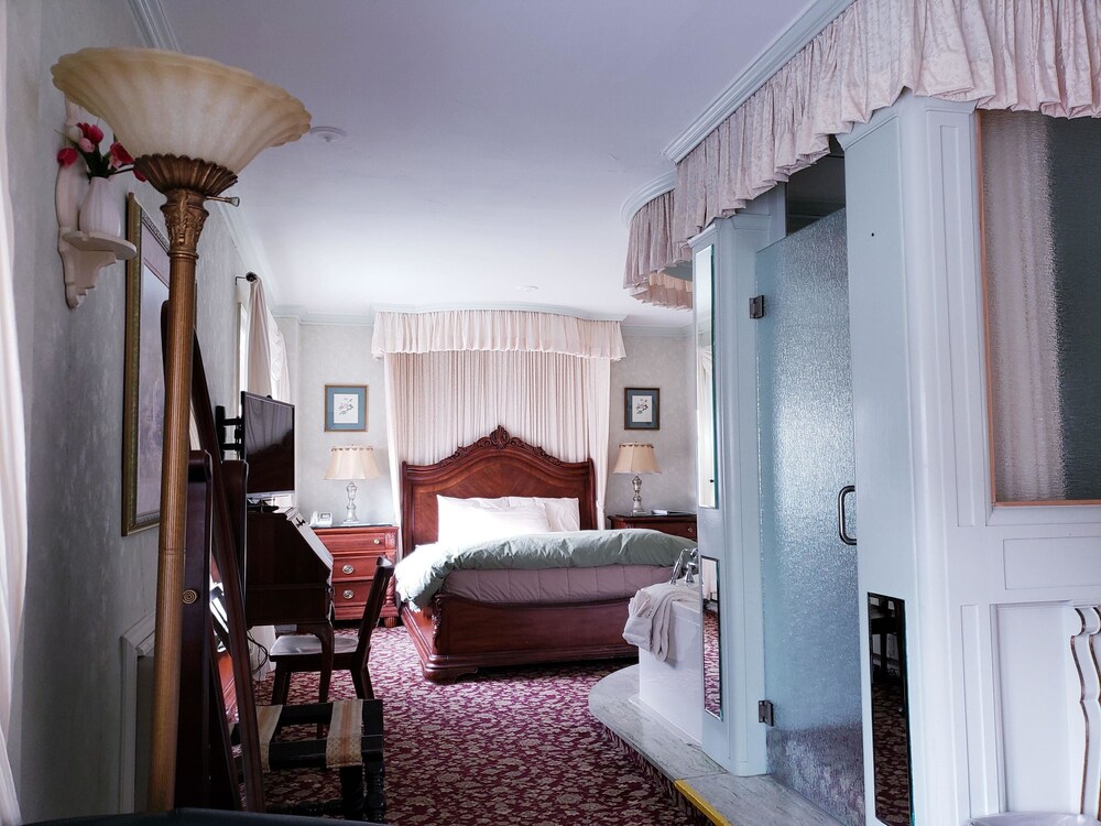 Lowell Inn - photo 58