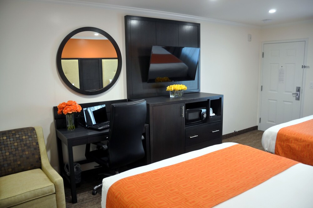 Pavilion Inn San Jose - photo 14