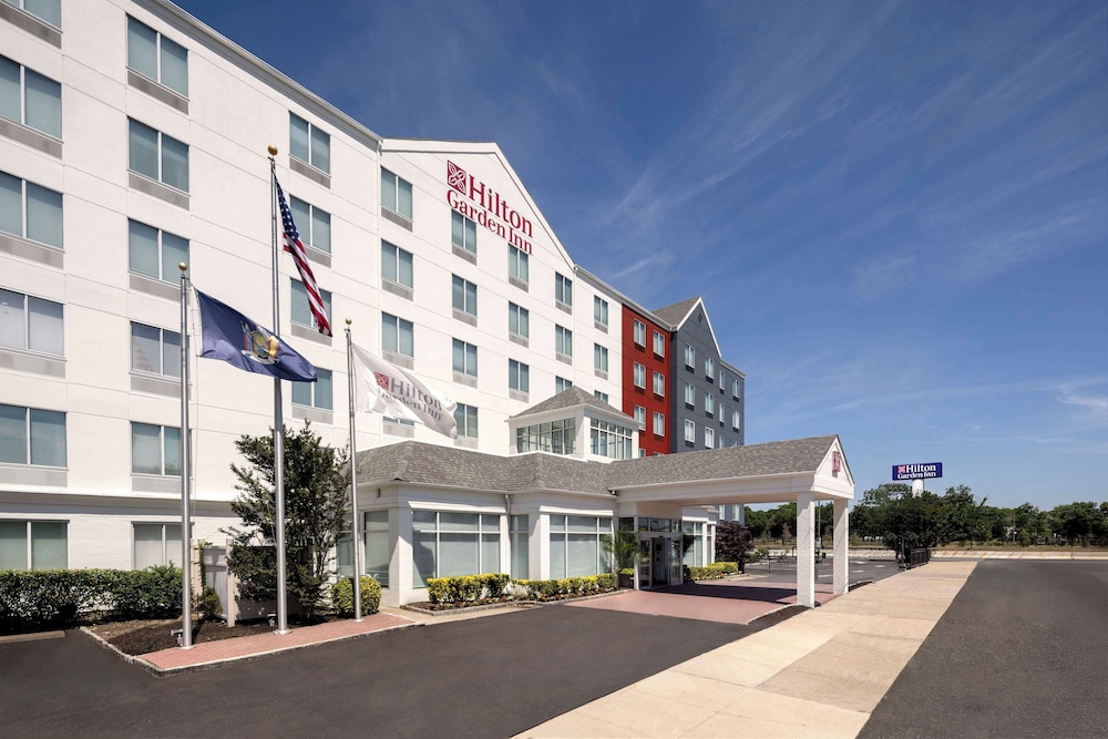 Hilton Garden Inn Queens JFK Airport - featured photo