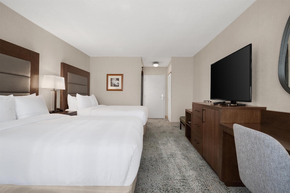 Hilton Arlington National Landing - photo 24