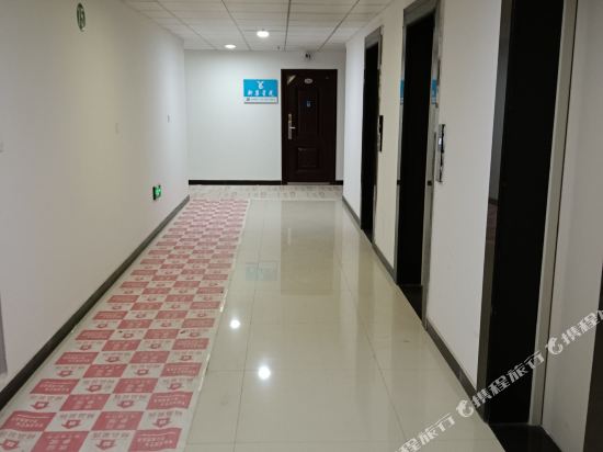 Baodingxinchaoxingguangminsu — Baoding — photo 4