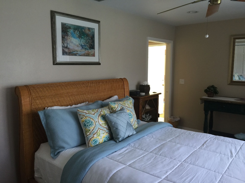 Pasa Tiempo Private Waterfront Resort Adults Only - photo 6