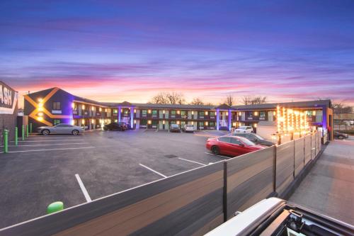 Hotel Opus Bronx - photo 5