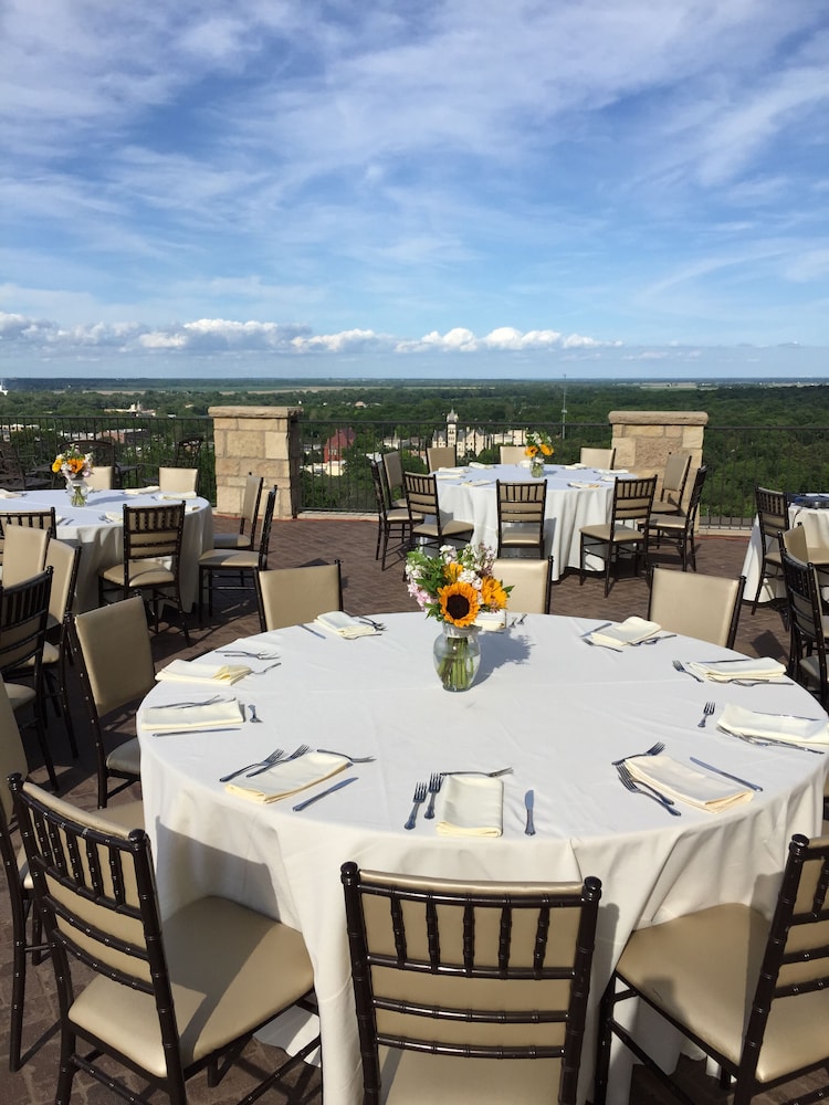 The Oread Lawrence Tapestry Collection by Hilton - photo 172