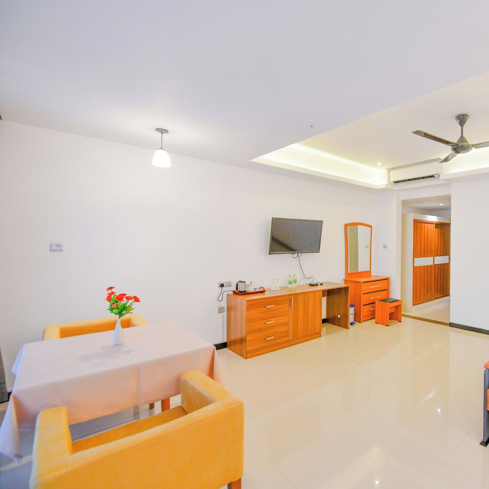 Oasis Riverside Hotel - last minute hotel in Unknown City