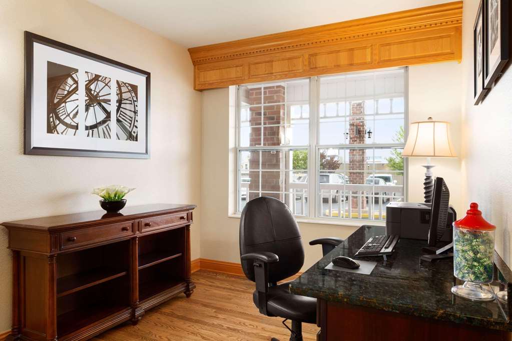 Country Inn & Suites by Radisson Kenosha Pleasant Prairie - photo 17